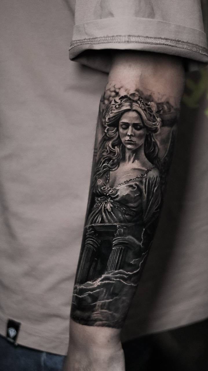 Realist dövme detay görseli profesyonel stüdyo