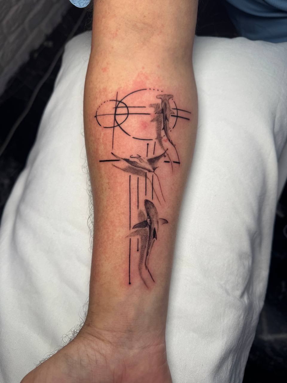 Geometric Tattoo Stile und Designoptionen – Sacred Geometry, Blackwork und Dotwork Beispiele