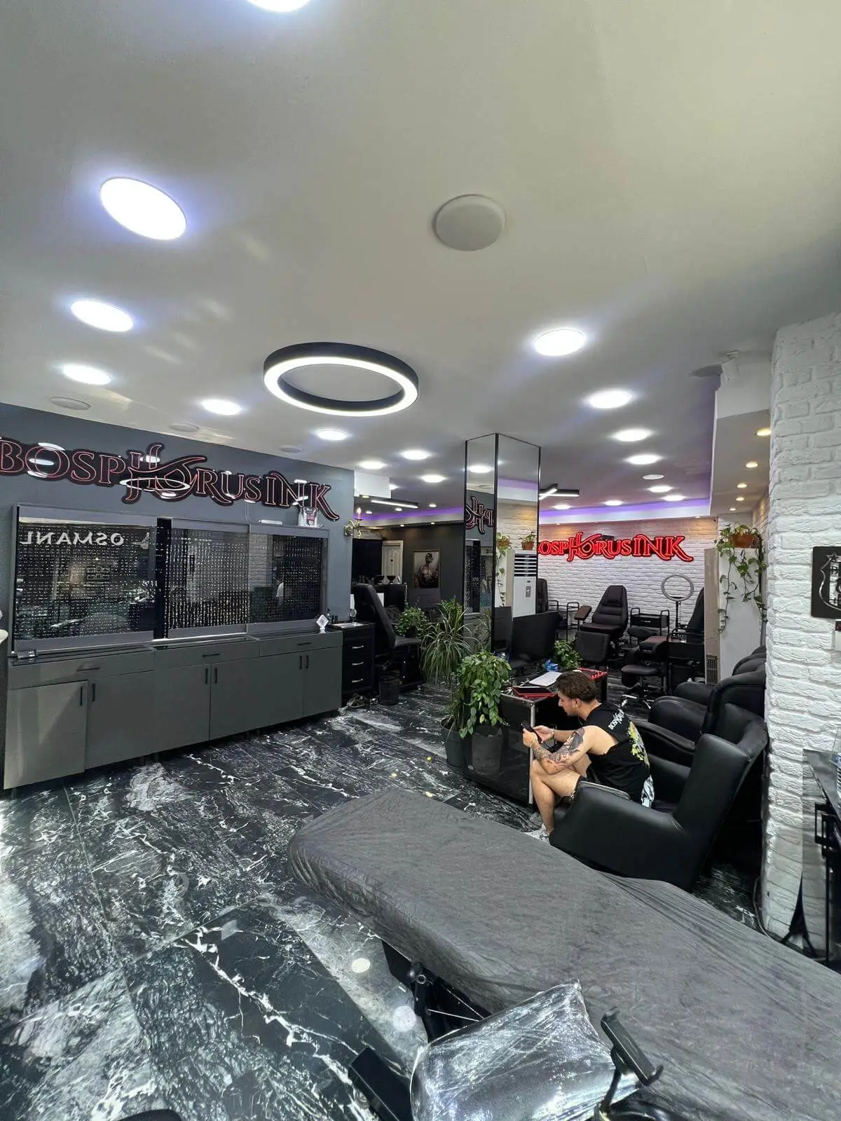 İstanbul Profesyonel Tattoo ve Piercing Hizmeti - Bosphorus Ink
