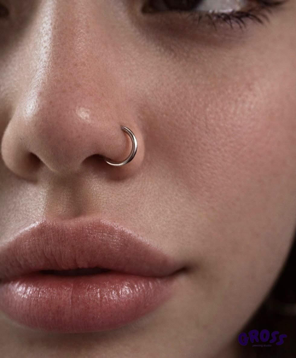 Nostril piercing Istanbul - professional nose piercing at Beşiktaş and Pendik studios