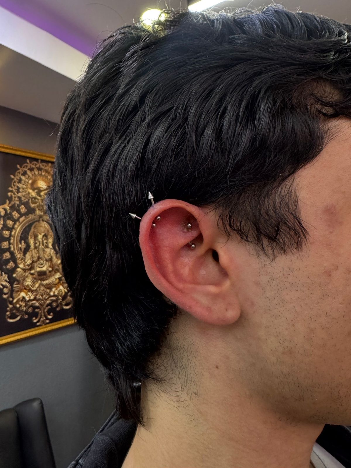 Männer Helix Piercing Istanbul | Bosphorus Ink - Piercing · Gizem | Bosphorus Ink Portfolio