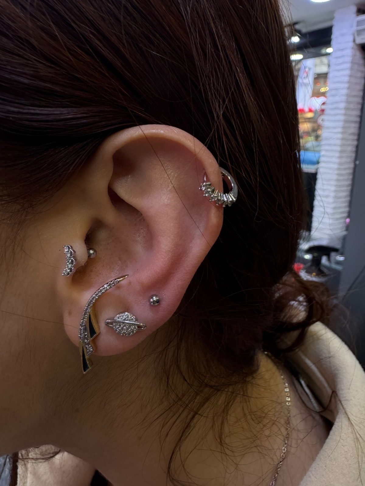 Helix Tragus Conch Lobe Ohr Piercing Istanbul | Bosphorus Ink - Piercing · Gizem | Bosphorus Ink Portfolio