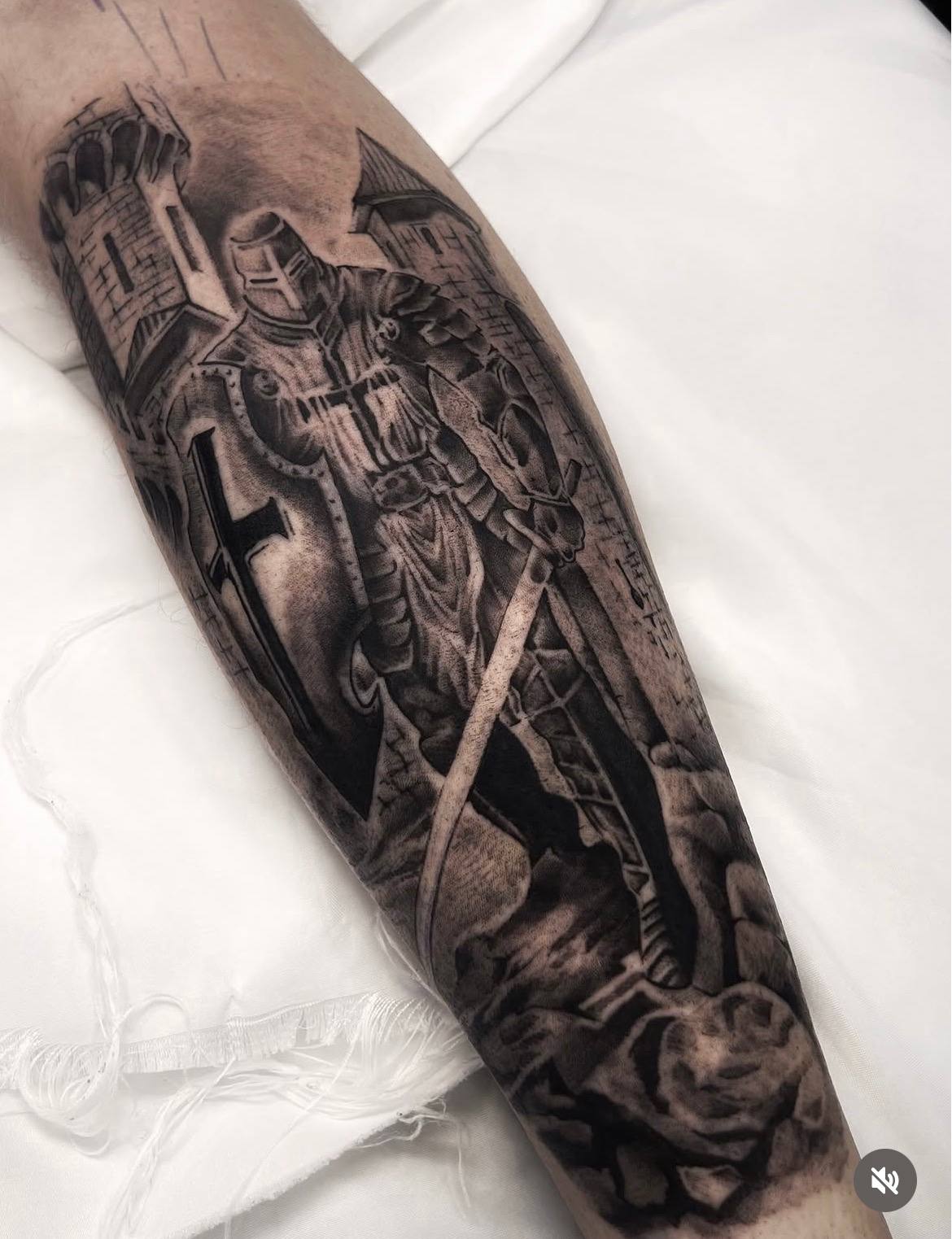 Kreuzritter Burg Rose Arm Tattoo Istanbul | Bosphorus Ink - Tattoo · Bekir | Bosphorus Ink Portfolio