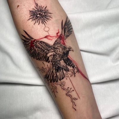 Adler Abstraktes Design Tattoo Istanbul | Bosphorus Ink - Tattoo | Bosphorus Ink Portfolio