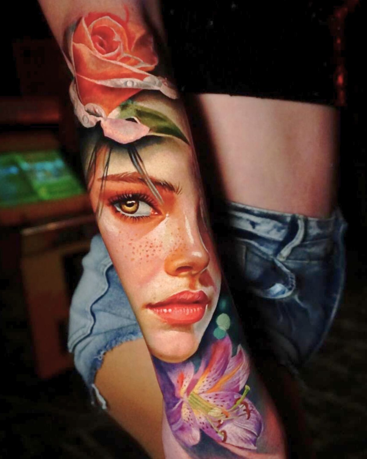 Buntes Frauenporträt Tattoo Istanbul | Bosphorus Ink - Tattoo | Bosphorus Ink Portfolio