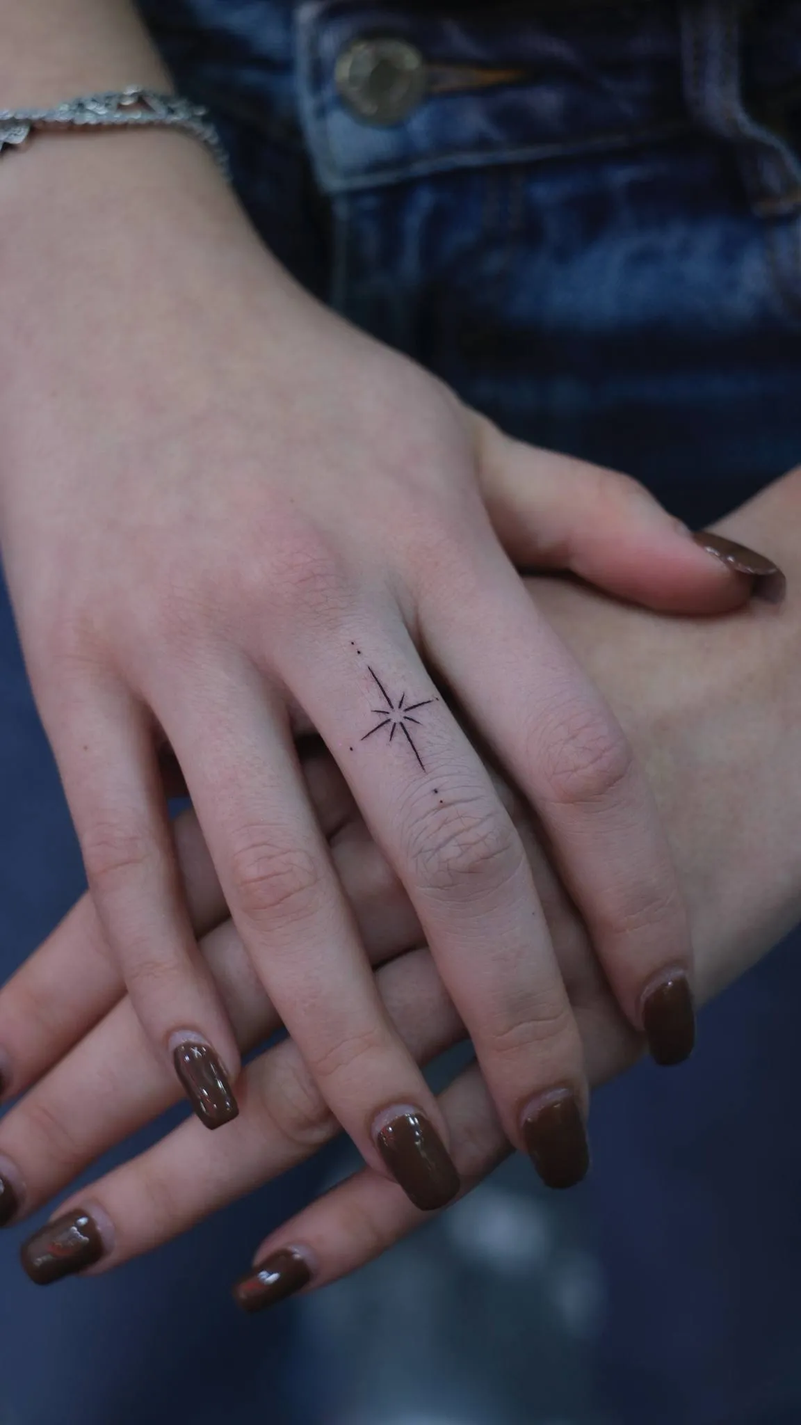 Minimaler Stern Tattoo Istanbul | Bosphorus Ink - Tattoo | Bosphorus Ink Portfolio