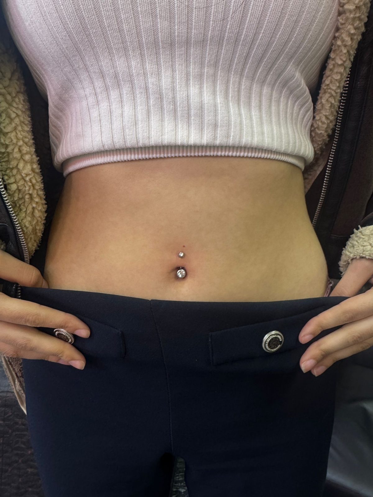 Bauchnabel Piercing Istanbul | Kristall Navel | Bosphorus Ink - Piercing · Gizem | Bosphorus Ink Portfolio