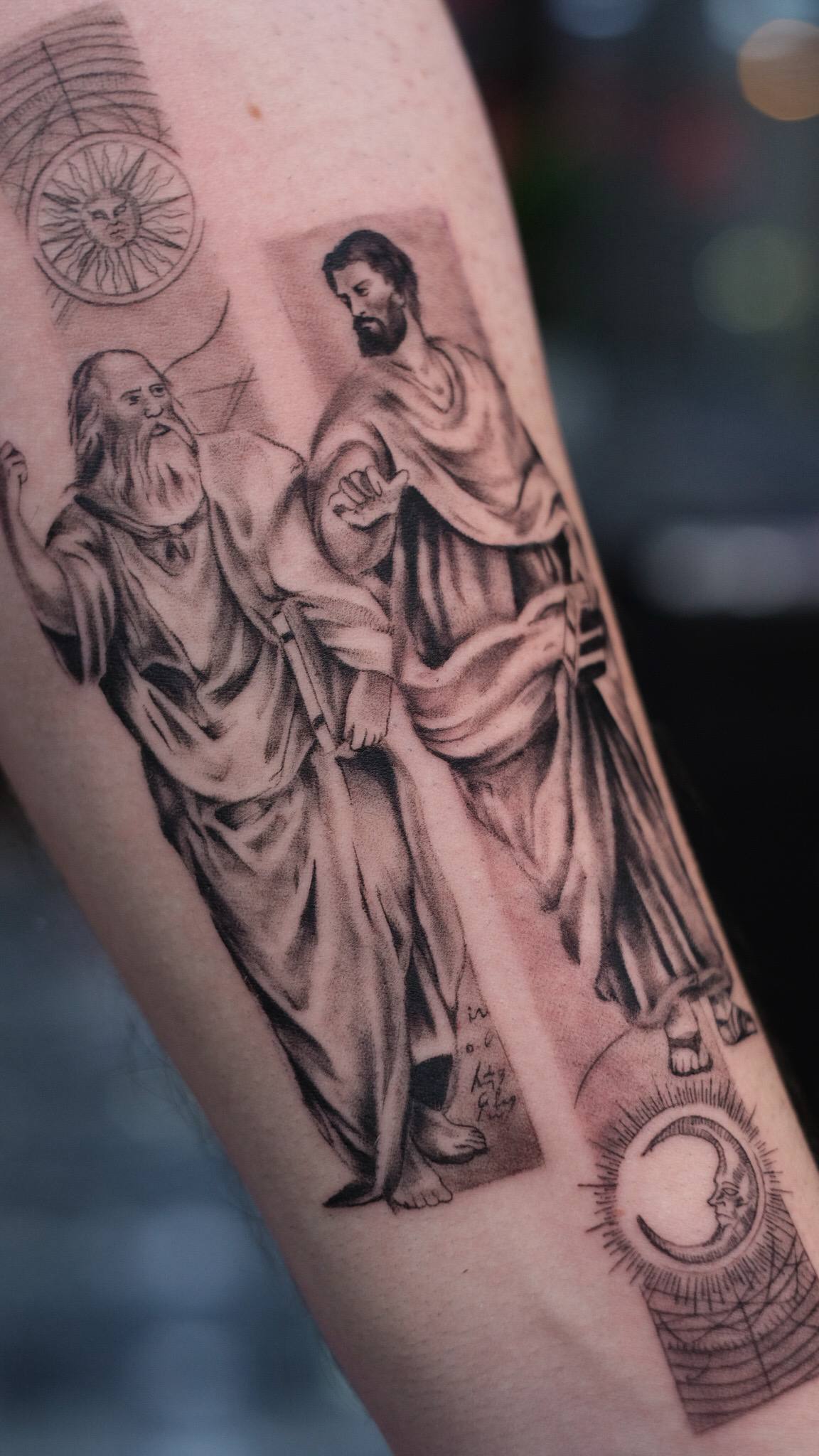 Blackwork-Römische-Statue-Figur-Armtattoo | Istanbul - Blackwork Tattoo | Bosphorus Ink Portfolio