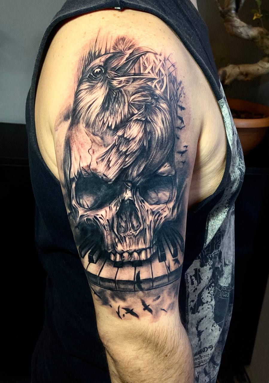 Blackwork Crowned Skull Shoulder Tattoo | Istanbul