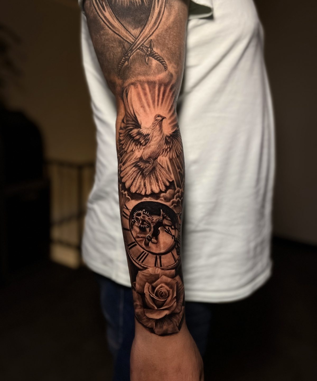 Taube Uhr und Rose Full Sleeve Tattoo | Bosphorus Ink - Tattoo · Melike | Bosphorus Ink Portfolio