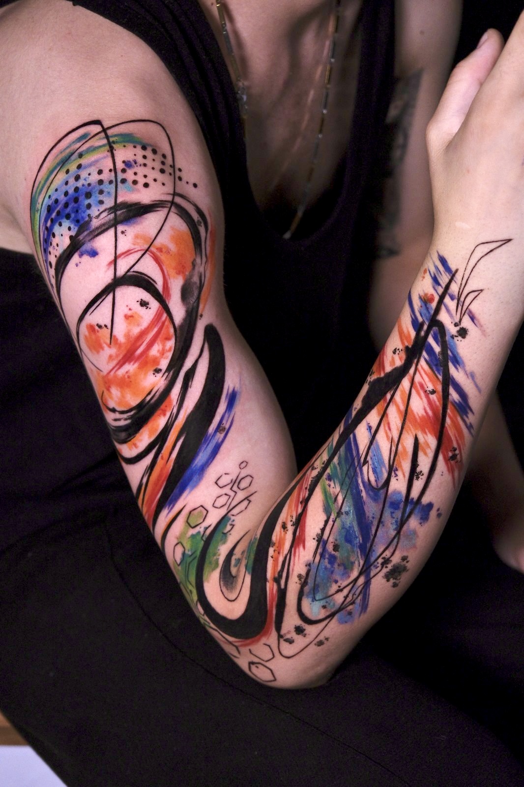 Soyut Renkli Suluboya Tam Kol Dövmesi İstanbul | Bosphorus Ink - Tattoo · Sude | Bosphorus Ink Portfolio