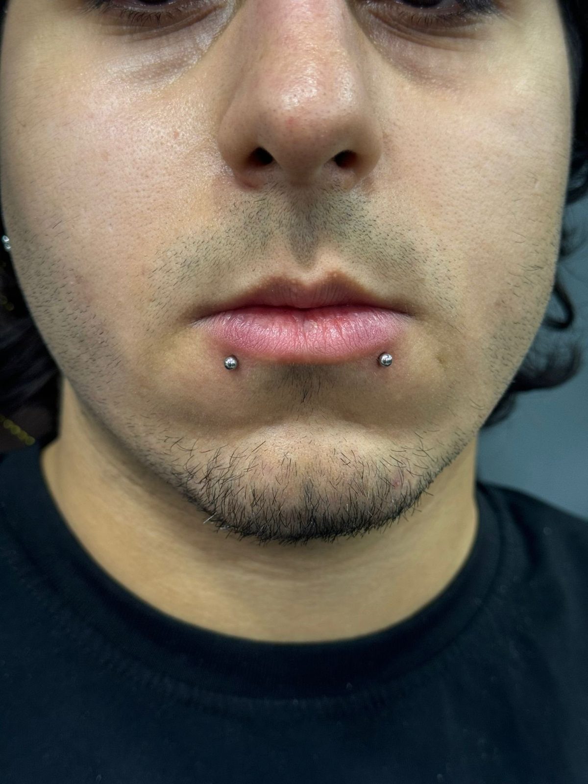 Lippen (Labret) Piercing | Istanbul Bosphorus Ink - Piercing · Buse | Bosphorus Ink Portfolio