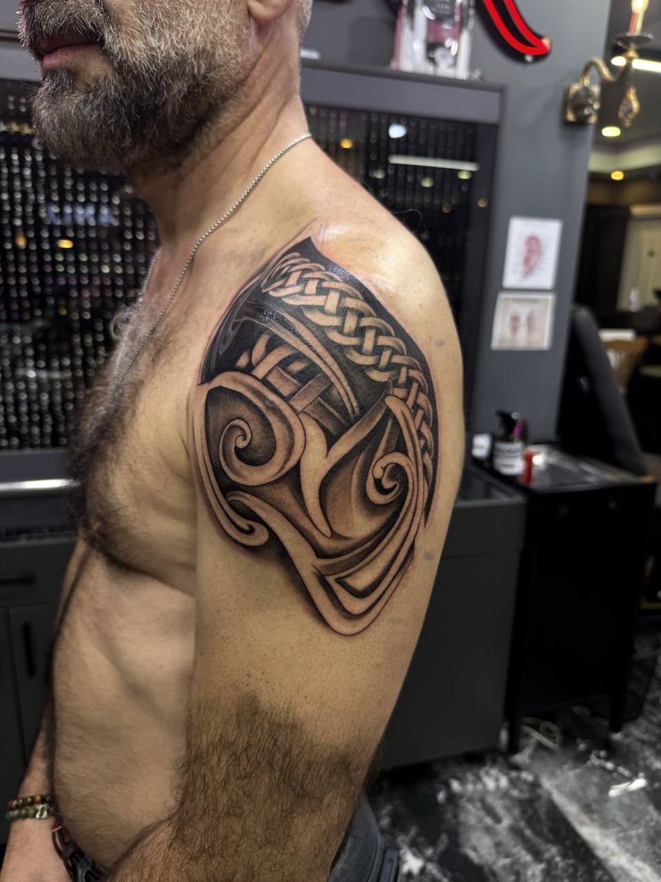 Maori Schultertattoo | Istanbul - Maori-Tattoo | Bosphorus Ink Portfolio