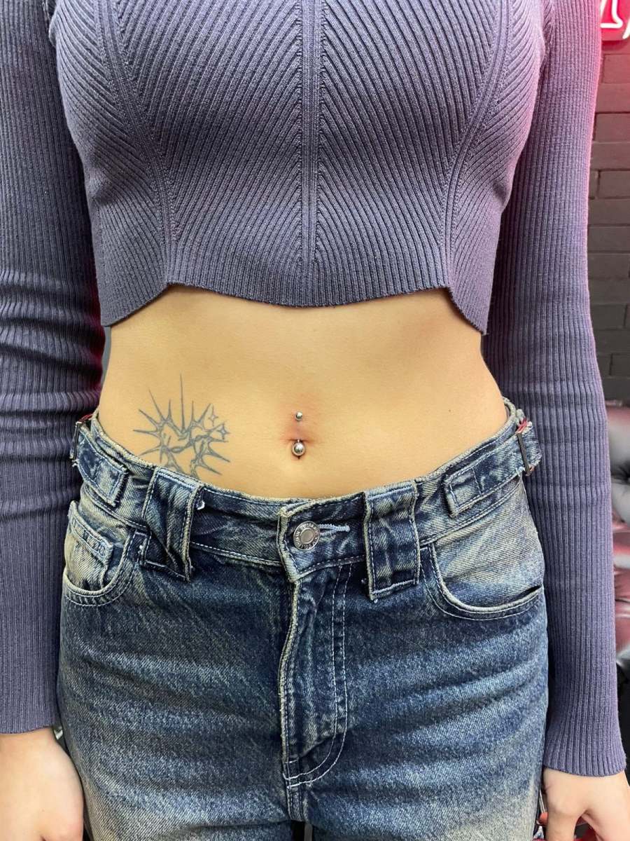 Bauchnabel Piercing | Istanbul Bosphorus Ink