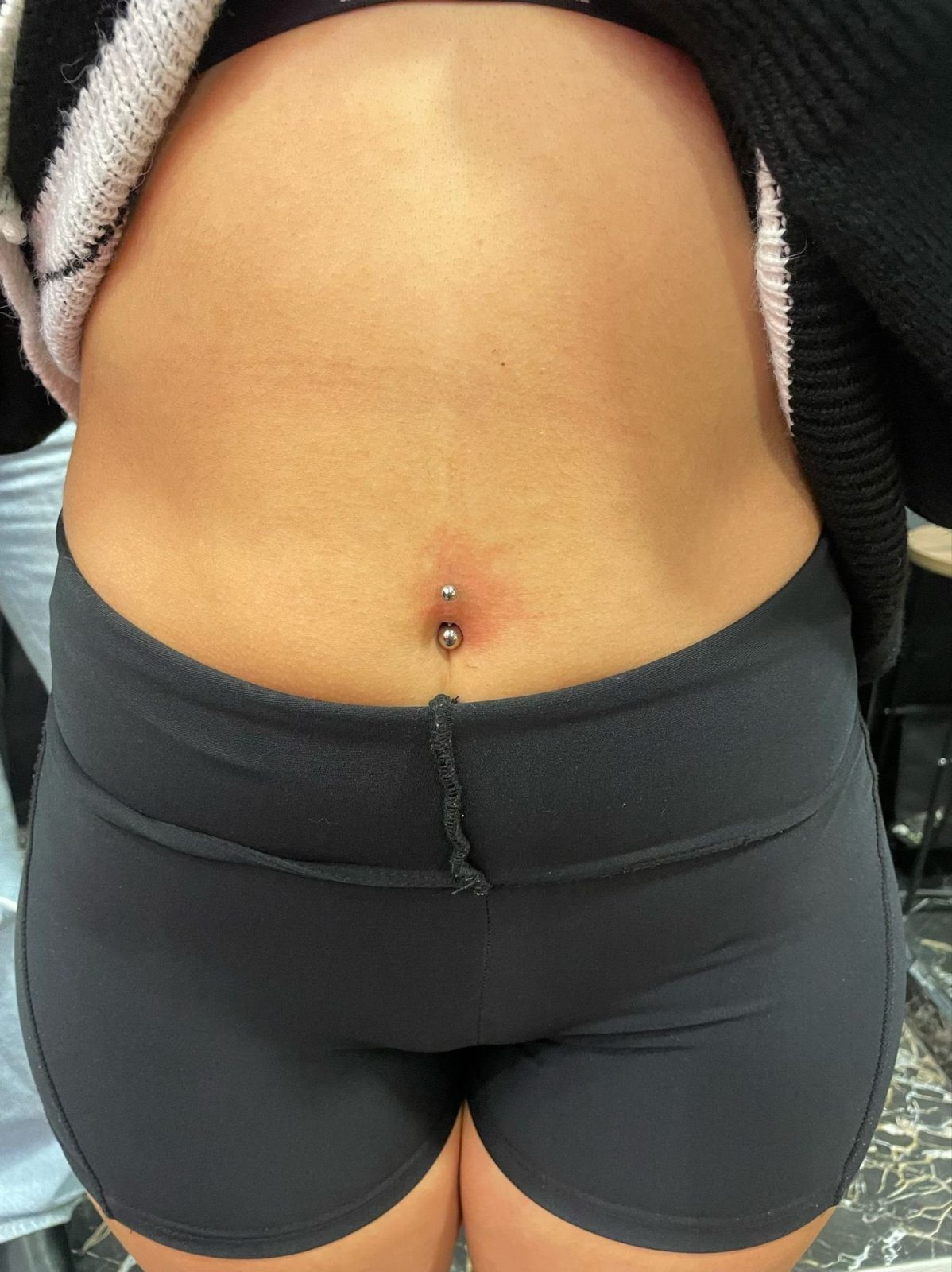 Bauchnabel Piercing | Istanbul Bosphorus Ink