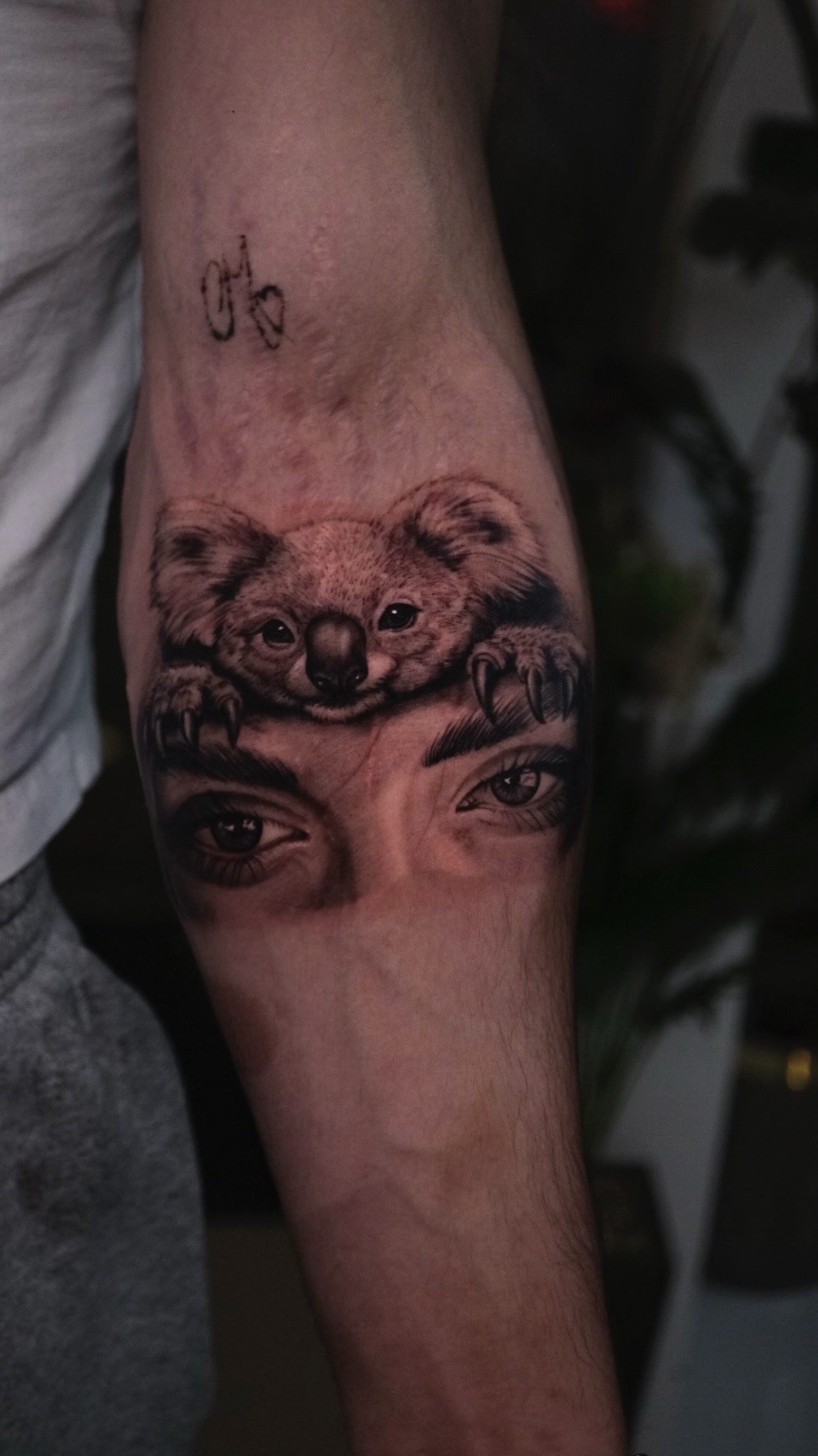 Realistischer Totenkopf und Krieger-Armtattoo | Istanbul 2 - Realistisches Tattoo | Bosphorus Ink Portfolio