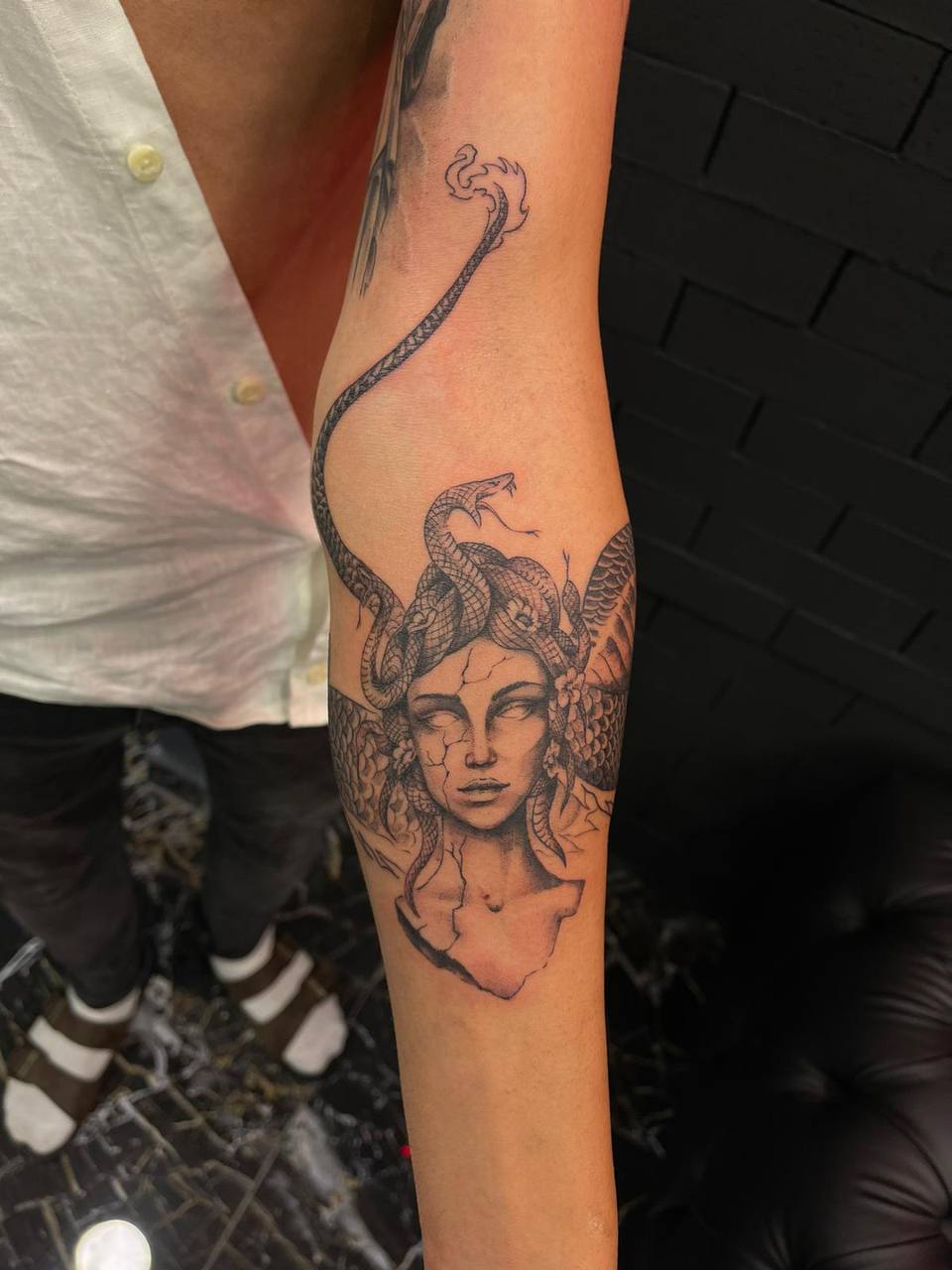 Medusa-Porträt-Armtattoo | Realistisch Istanbul - Realistisches Tattoo | Bosphorus Ink Portfolio