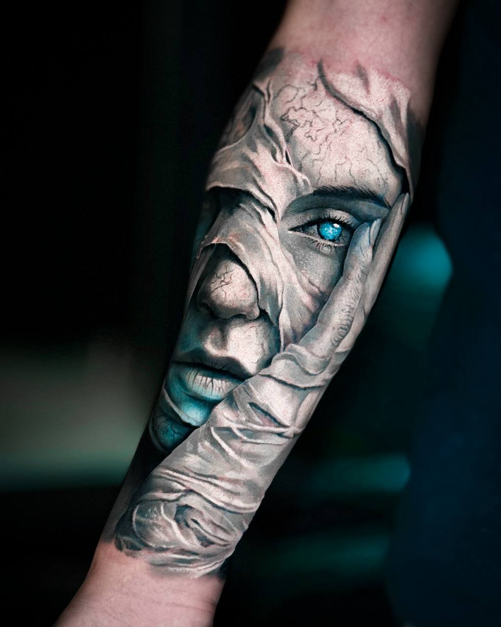 Roboter-Gesicht Ärmeltattoo | Schwarz-Grau Realismus Istanbul - Tattoo | Bosphorus Ink Portfolio