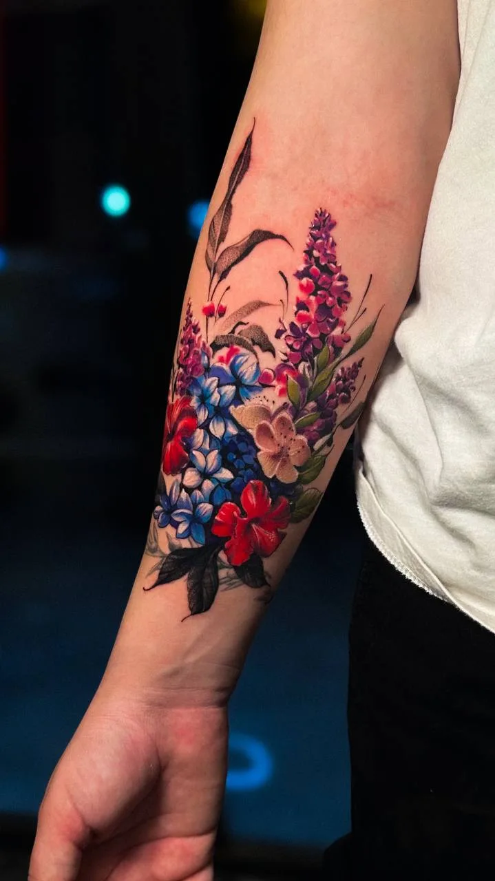 Renkli Çiçek Kol Dövmesi | Bosphorus Ink - Tattoo | Bosphorus Ink Portfolio