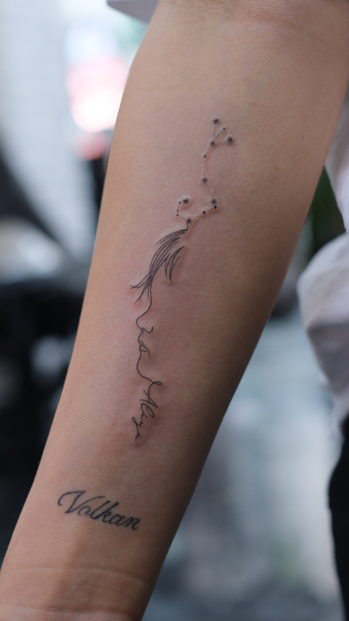 Fineline Sternbild Tattoo Istanbul | Bosphorus Ink - Tattoo · Sude | Bosphorus Ink Portfolio